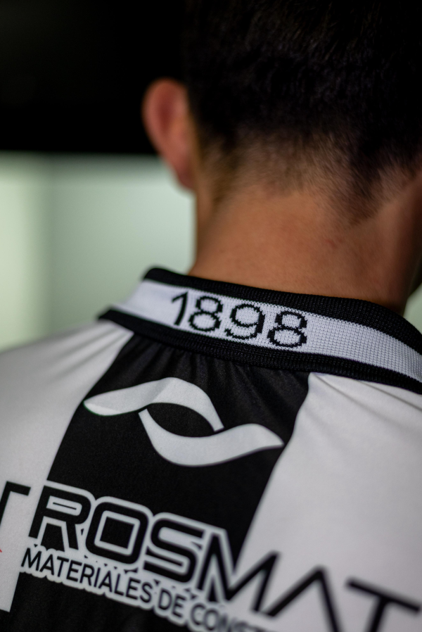 CAMISETA TITULAR COACH 2025 - Imagen 2