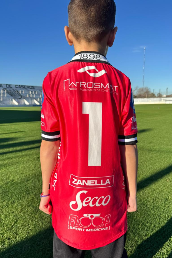 CAMISETA COACH ROJA / NIÑO 2025 - Imagen 2