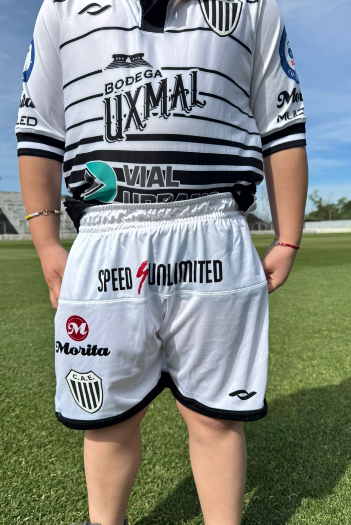 SHORT DE JUEGO COACH NIÑO BLANCO 2025